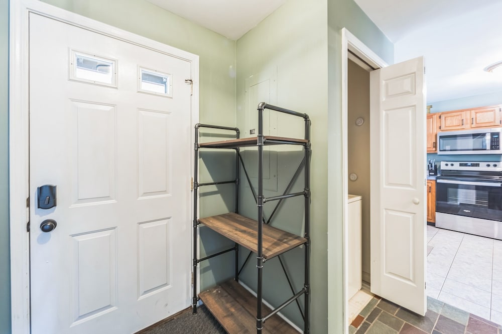 Lies 18n - Cozy & Scenic Mountain Retreat 3 Bedroom Townhouse by The Summit at Gore Mountain
