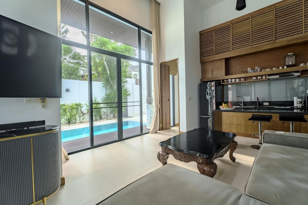 Wings Elegant 2BR Villa , Bang Tao Beach
