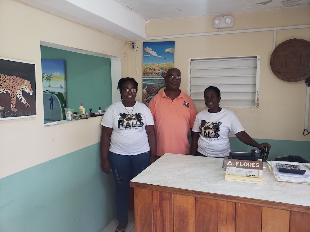 Belize Vacations - Pal's on the Beach - A Gold Standard Hotel - Property Image 82
