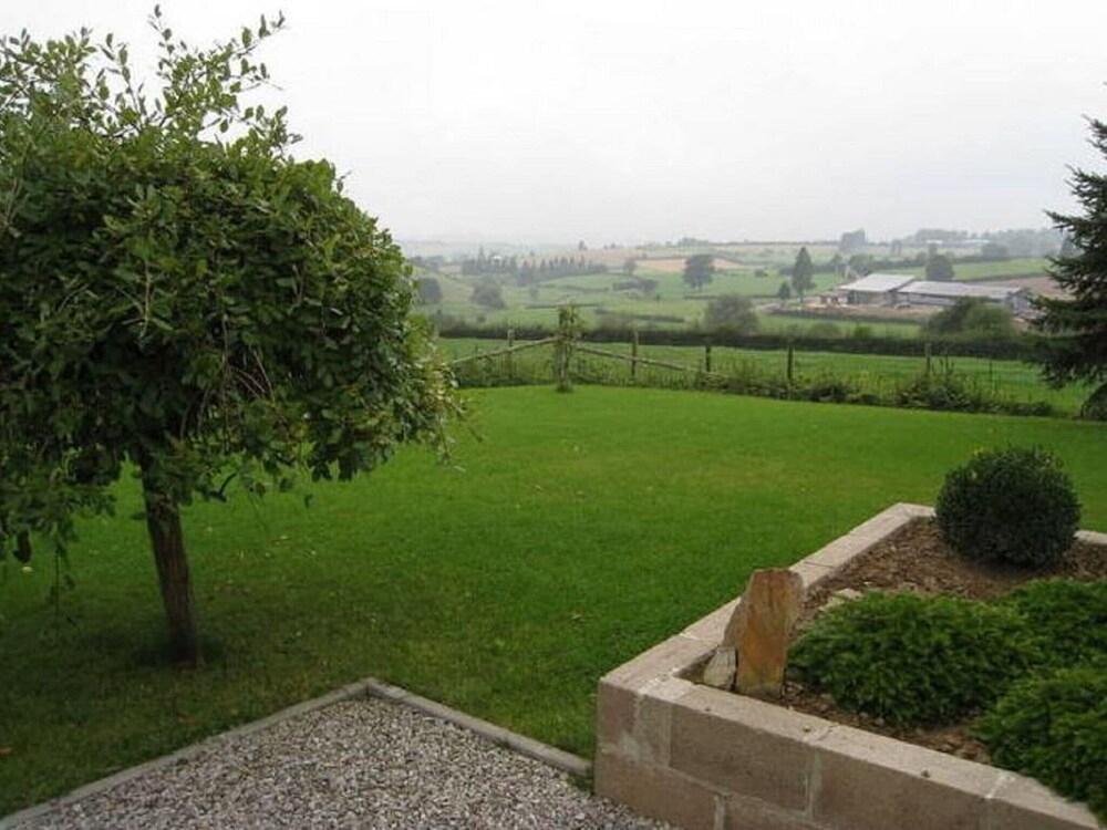 Apartment in Halenfeld-amel With Terrace