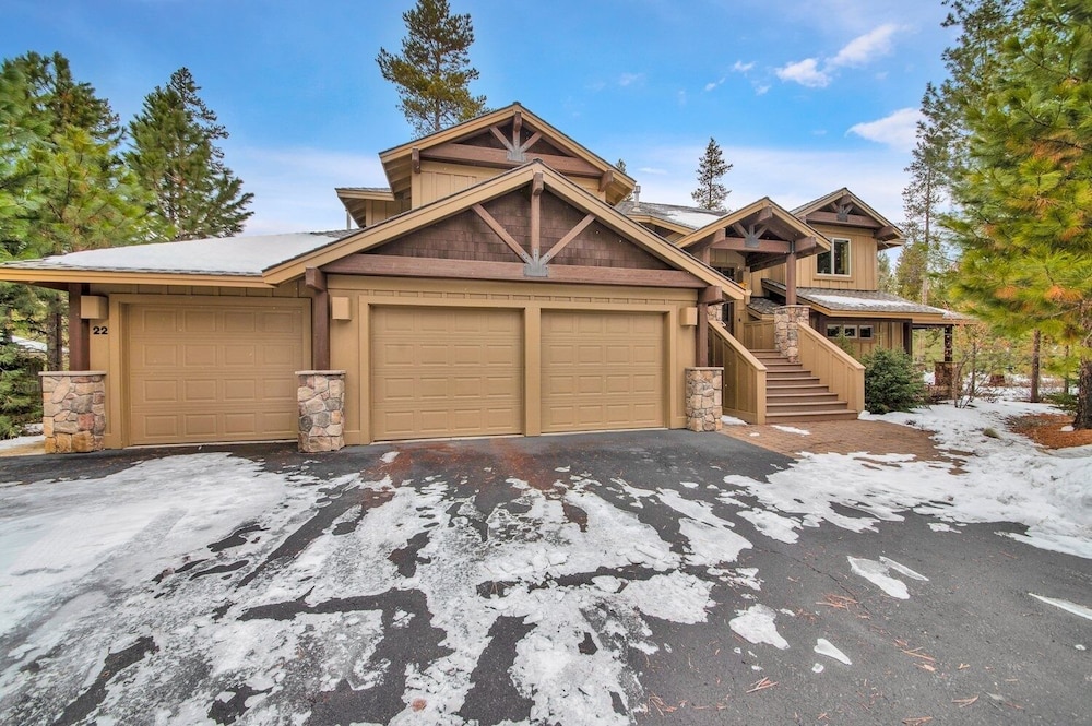 Wallowa 22 4 Bedroom Home