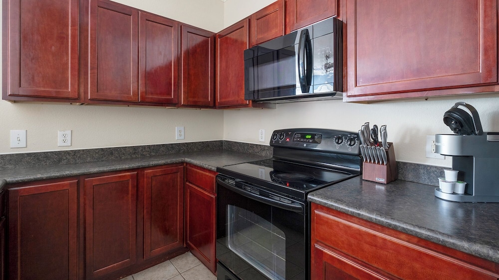 Landing Furnished Apartments Northwest Houston