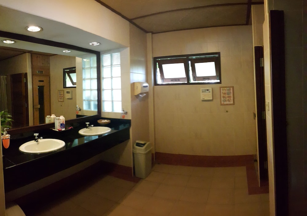 Photo 46