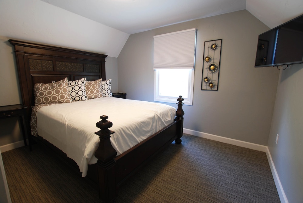 Homestead Suites