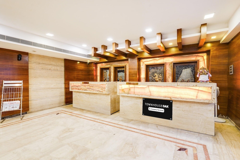 Luxury Urban Stays Near Chennai Airport
