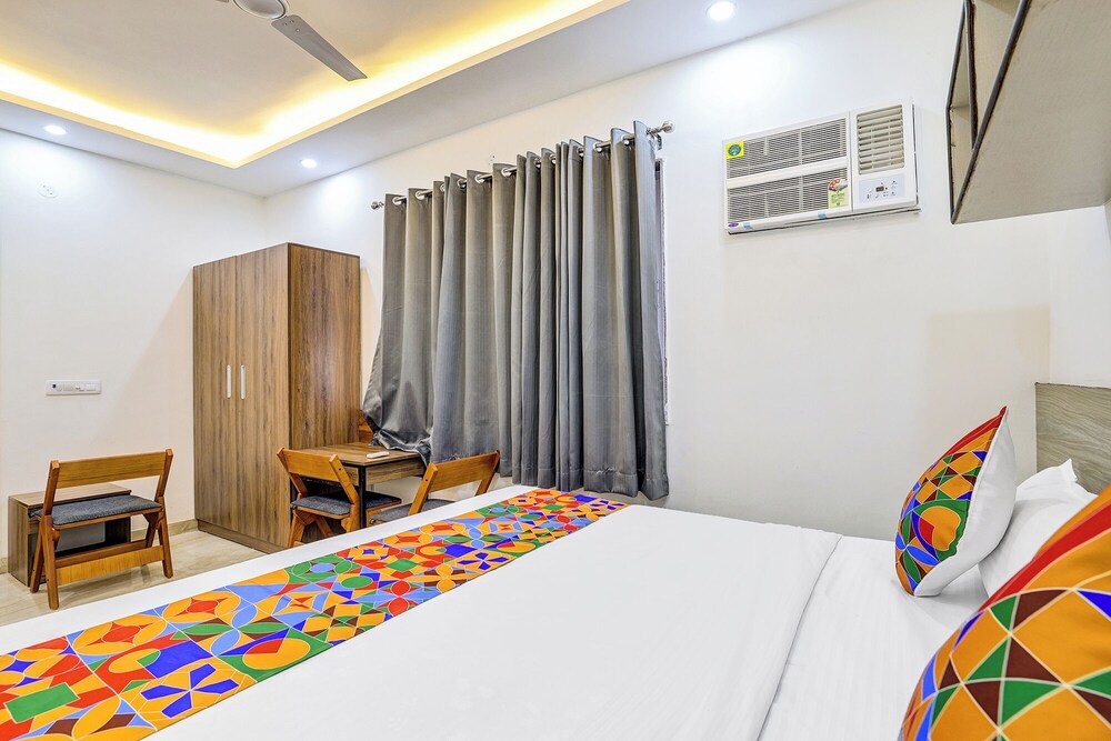 Fabhotel Expo Centre Inn