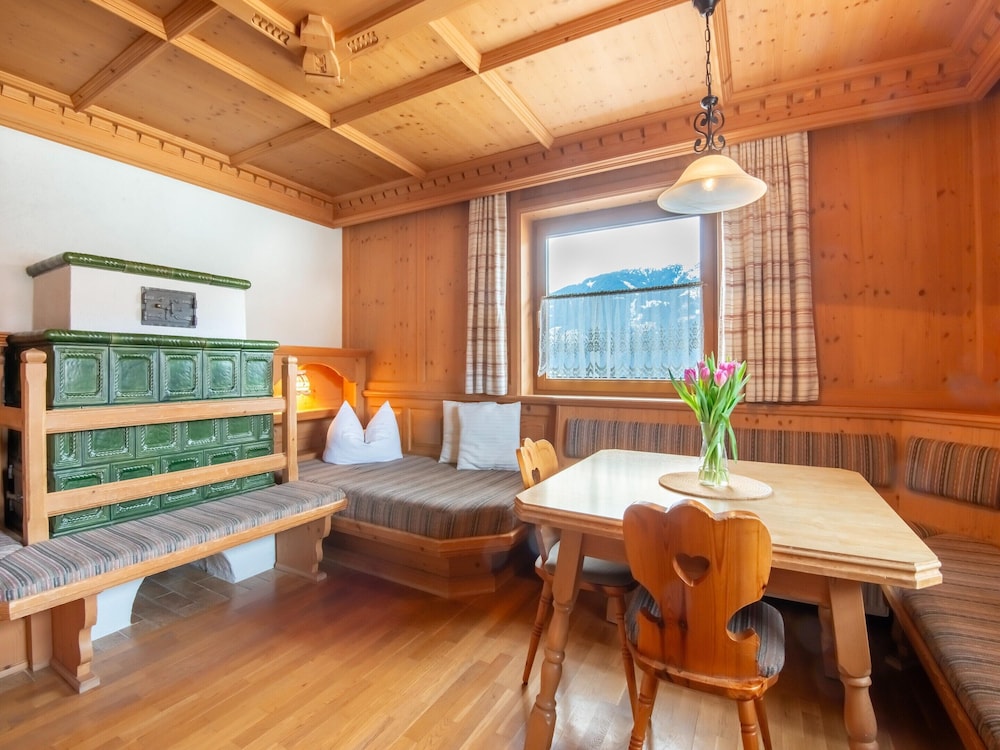 Chalet in Zillertal Near Ski Bus Stop