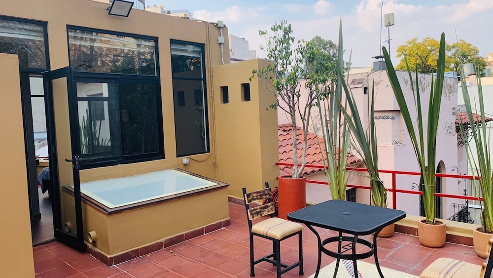 The Reef House Condesa — Mexico City