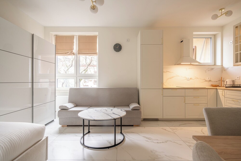 RentPlanet - Apartament Oławska 1