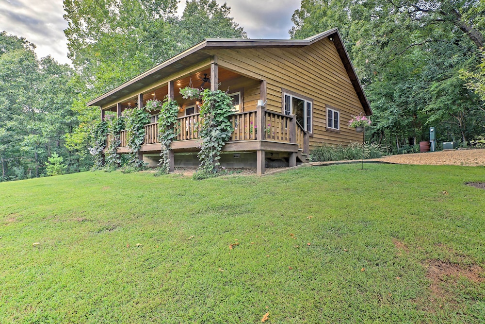 Beautiful Makanda Cabin in Shawnee National Forest view 2