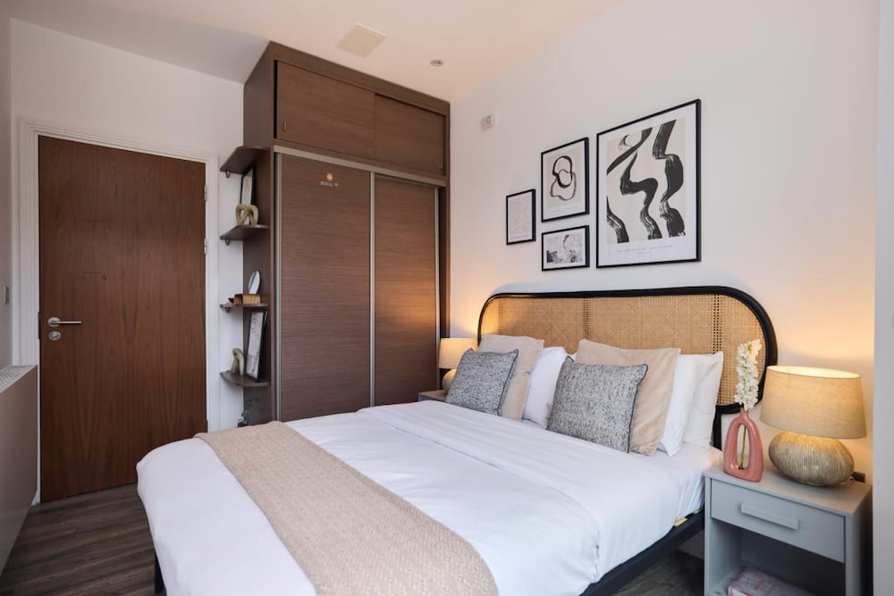 The Harlesden Hideaway - Lovely 2bdr Flat With Balcony