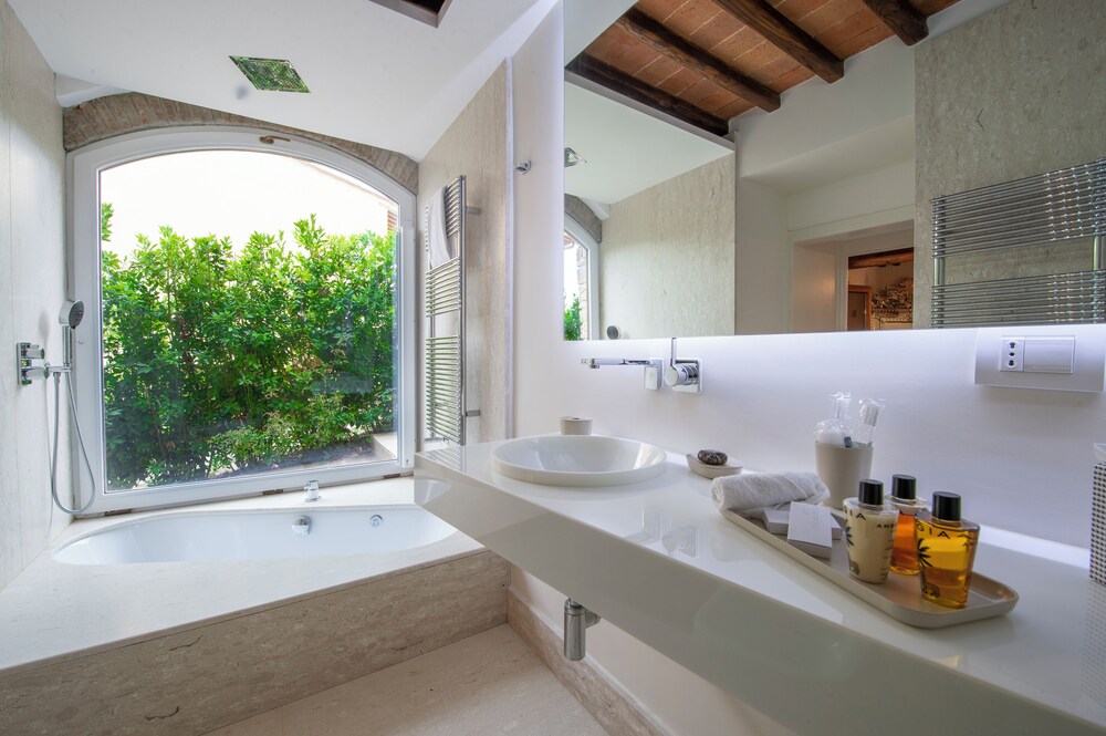 Villa Chianti With Panoramic Pool On The Vineyard