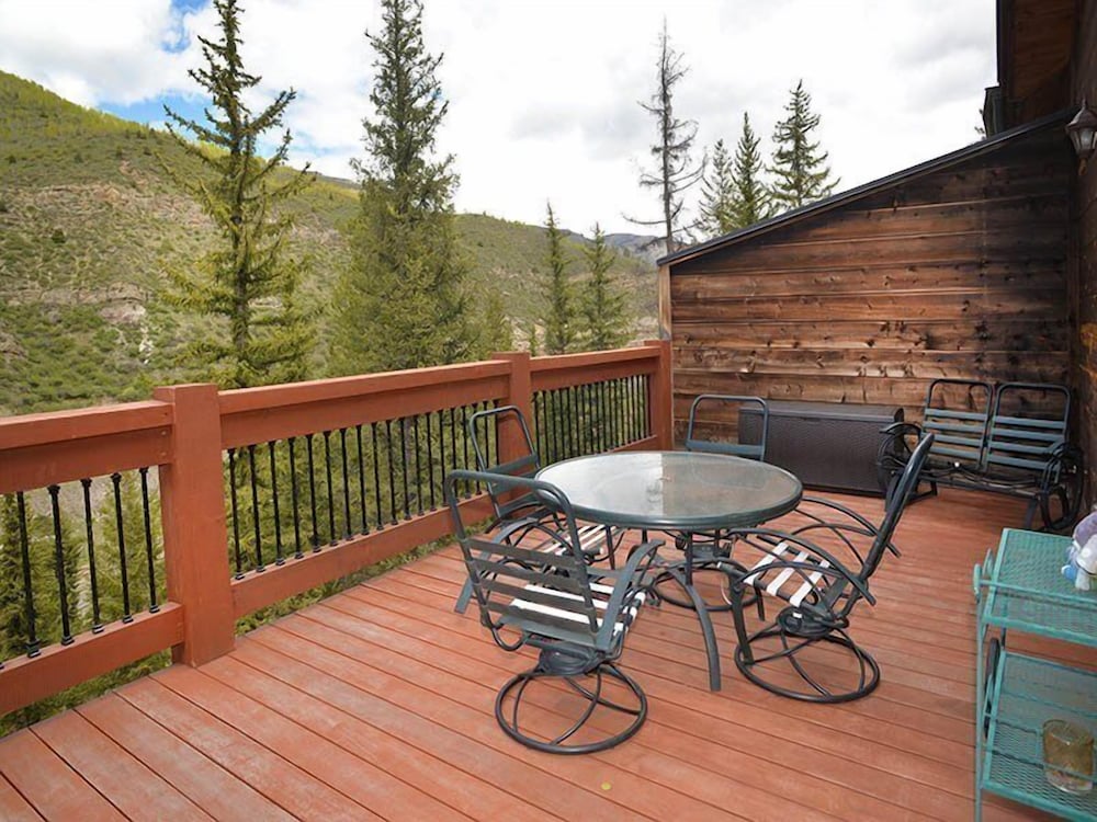 Intermountain Chalet view 3
