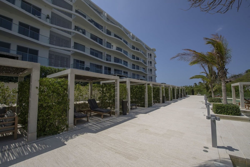 w Stunning 2BR w Balcony n AC in Cartagena
