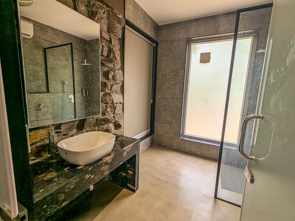 Syna Jungle Resort - Shahdar