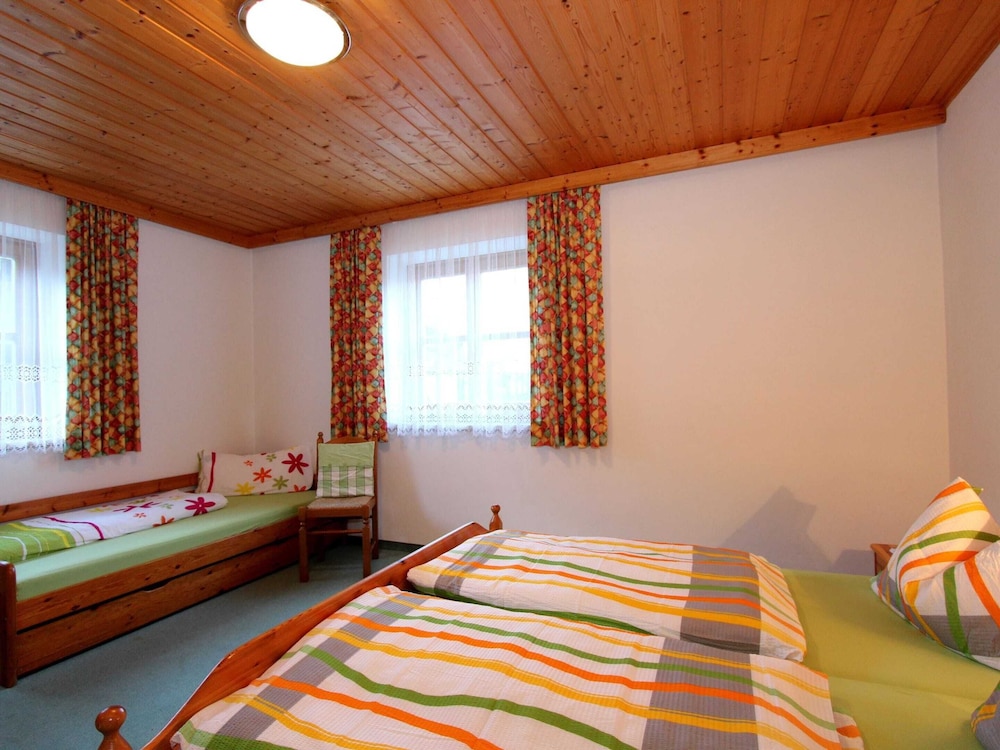 Serene Cottage in Neukirchen am Großvenediger near Ski Area view 4