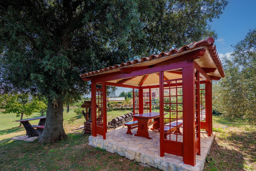 Pool Villa Divina in i an