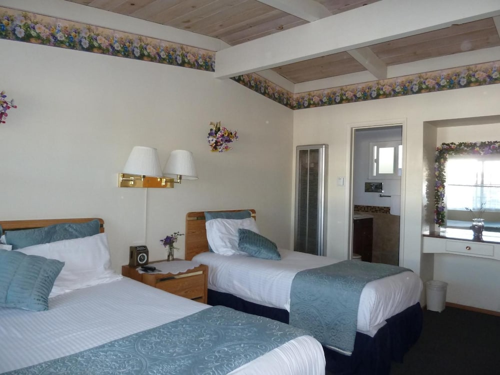 Sundown Inn