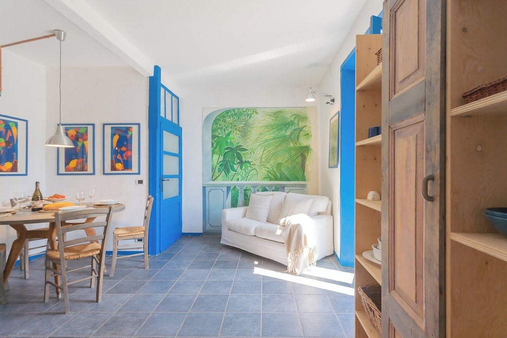 Deriva Apartment on Careno's Beach by Rent all Como