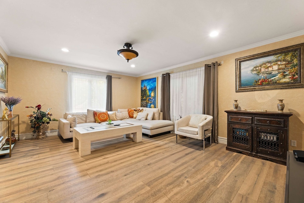 Allura Studio City Mediterranean With Private Pool