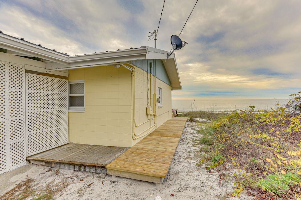 Beachfront Alligator Point Retreat: Steps to Sand! view 3