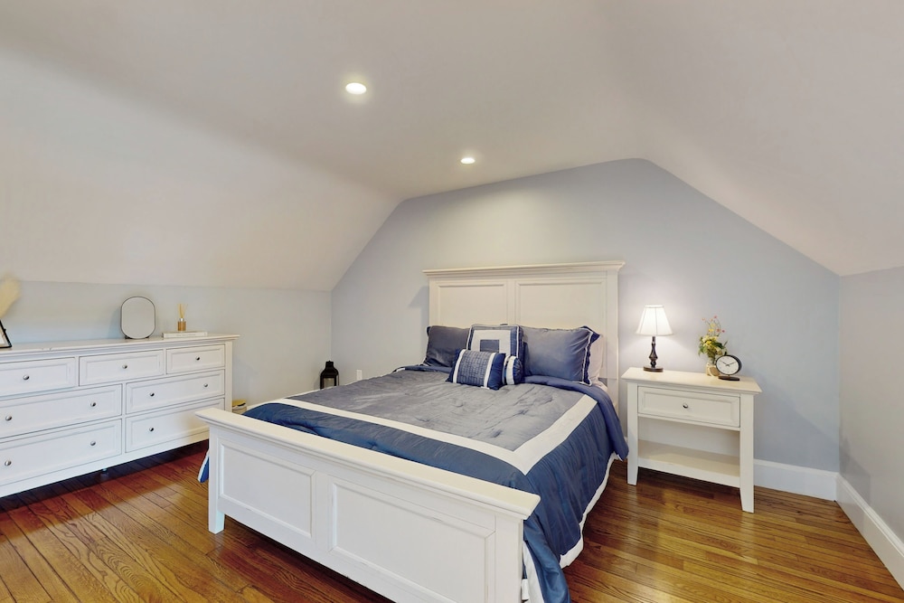 3BR House w/ A/C & Patio, Near Stadium & Shops