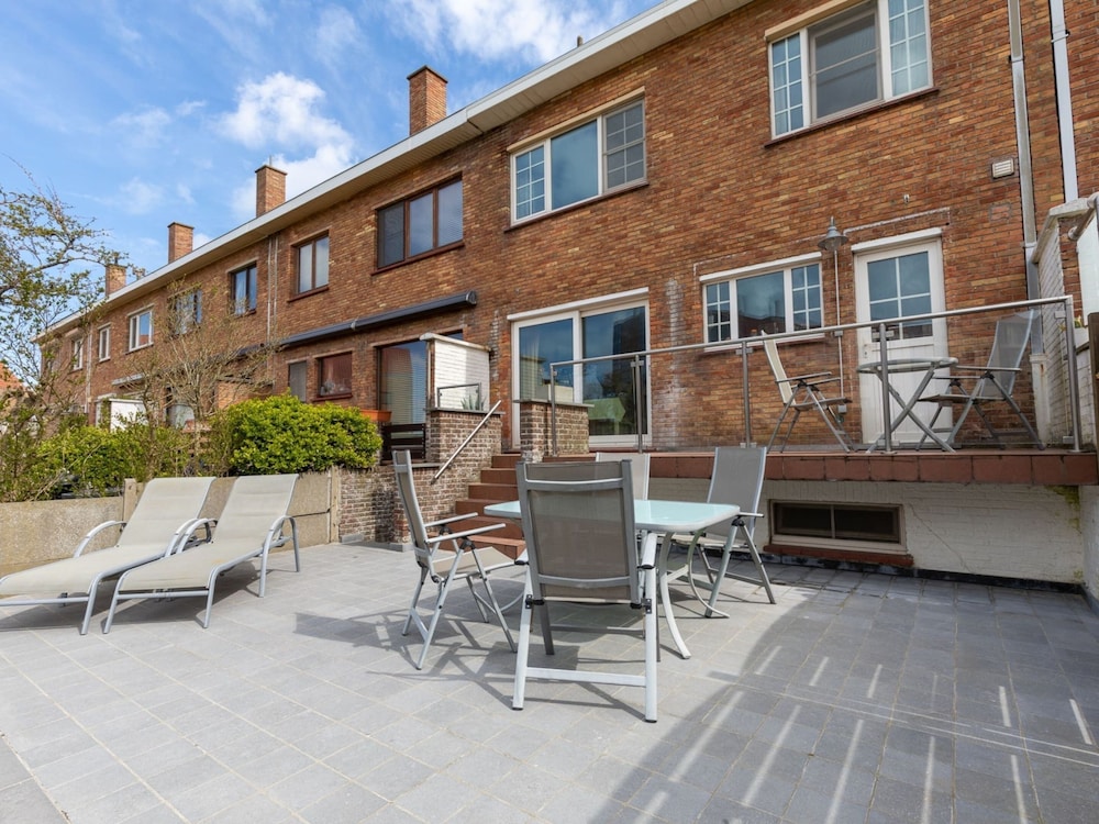 Nice Holiday Home in Ostend by the sea With a Terrace