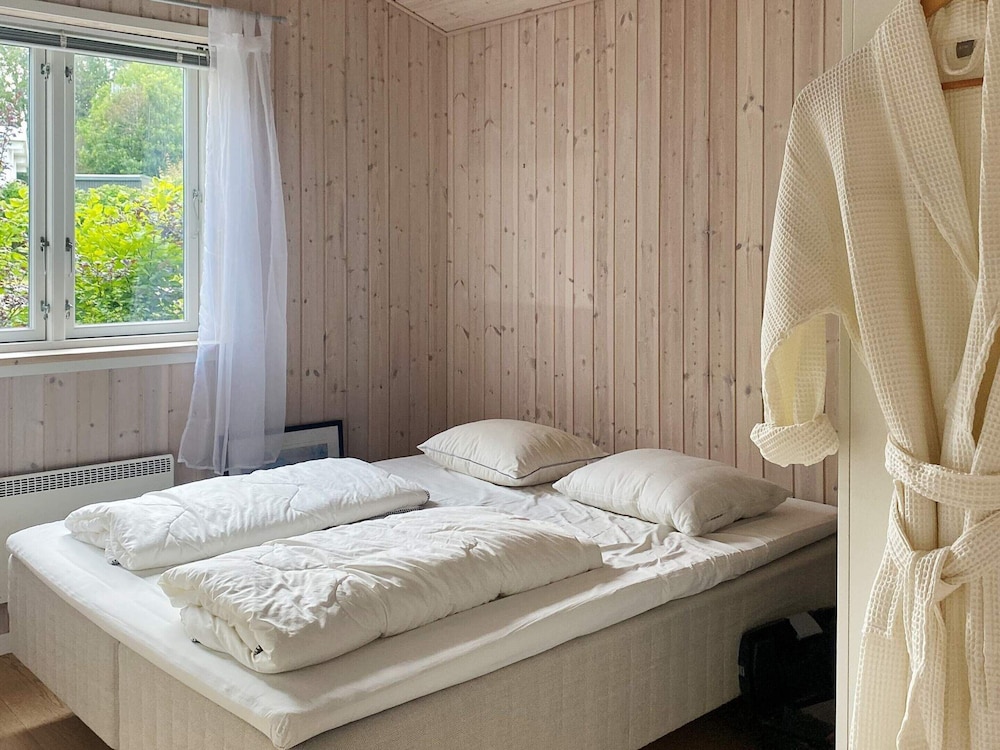 4 Star Holiday Home in Saeby view 4