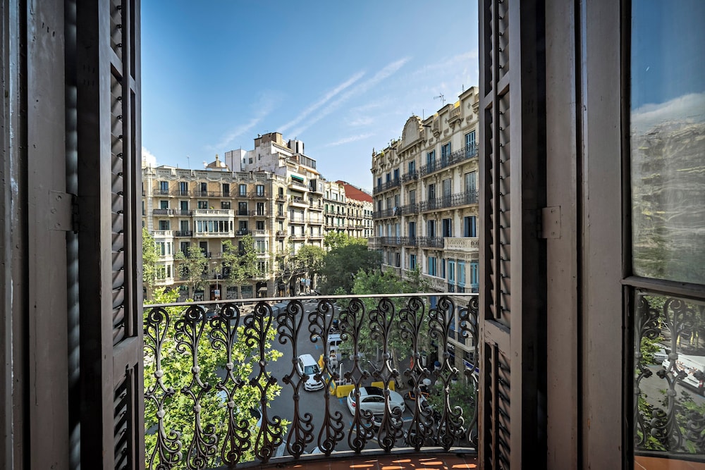 Habitat Apartments Barcelona Balconies