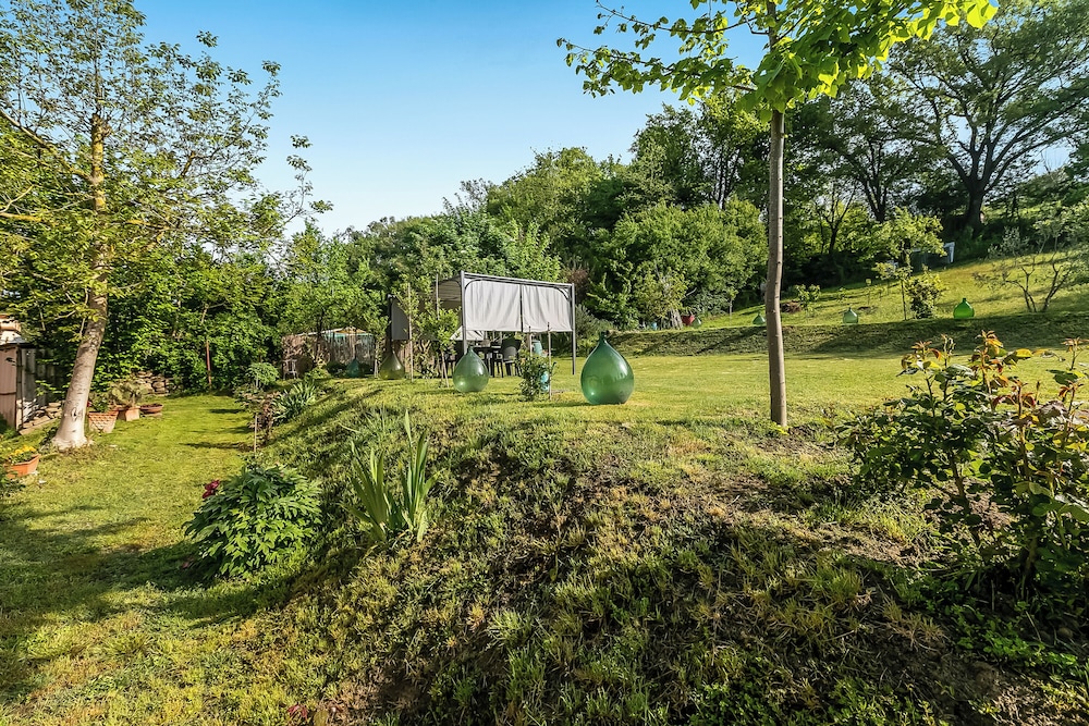 Cozy Apt Intypical Hayloft With Garden