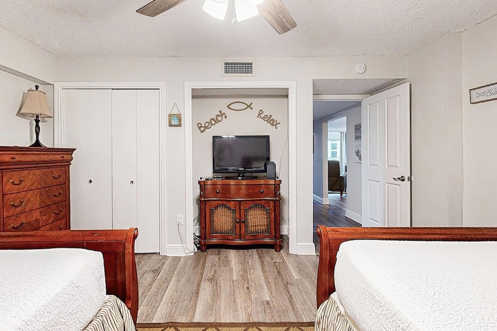 Shoreline Towers 3094