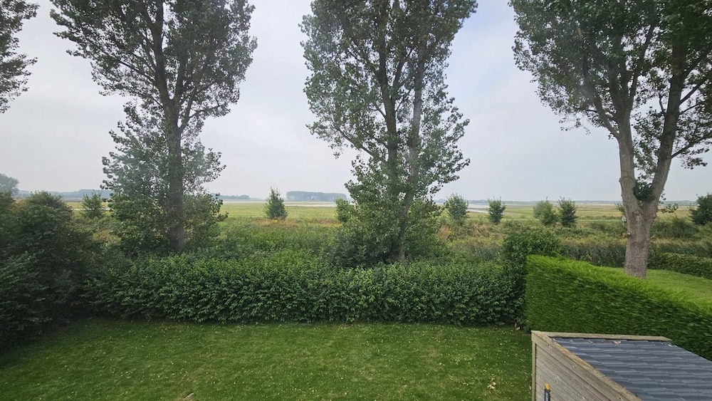 Photo 28