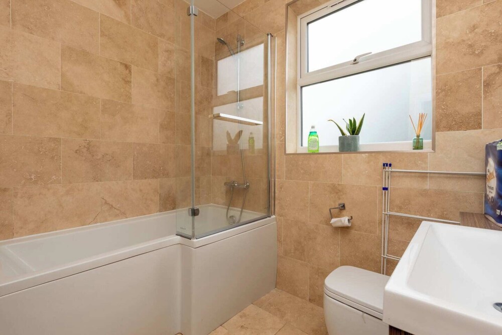 Beautiful 3BD Garden Flat - Tooting!