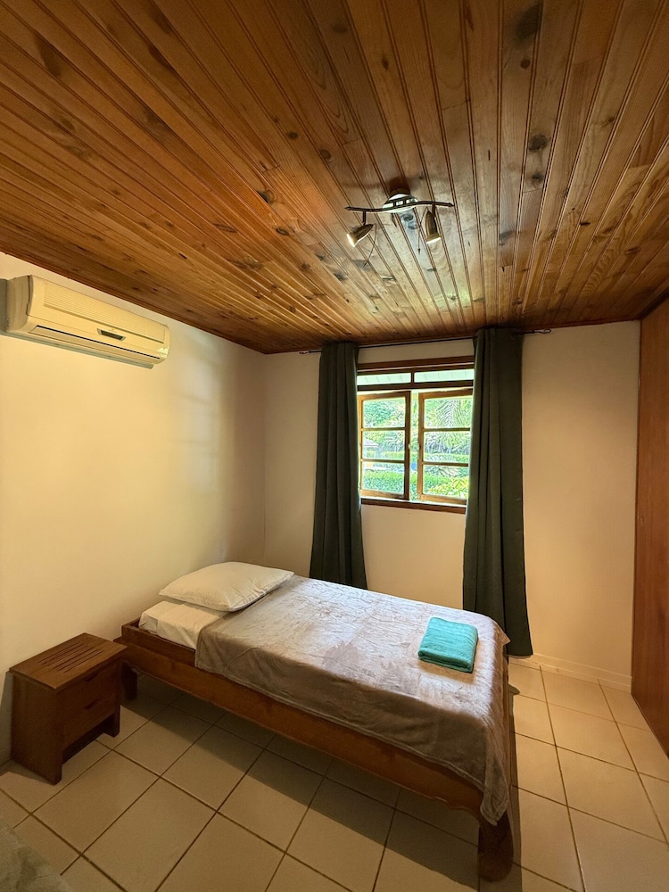 Luna's Home Raiatea