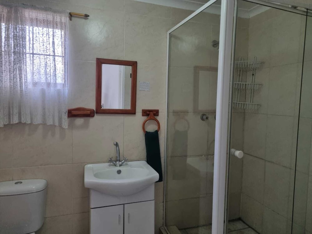 Emerald Guesthouse