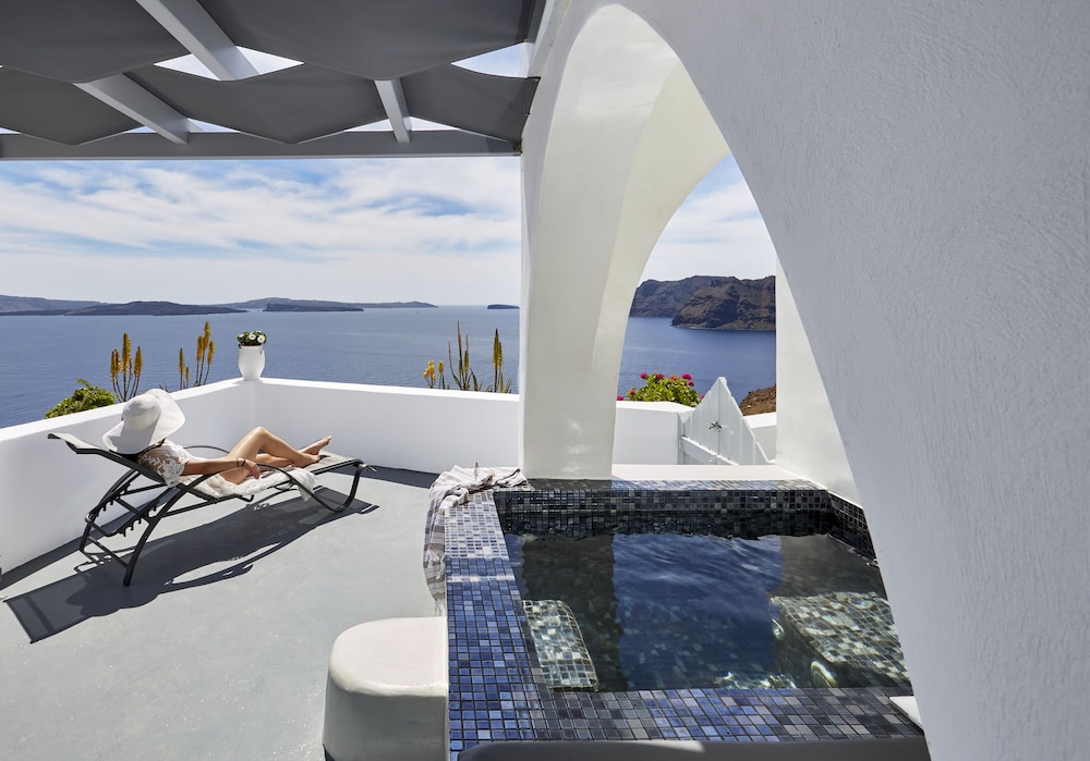 Helianthus Suites photo 4