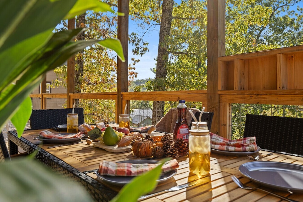 Summit Luxe Resort