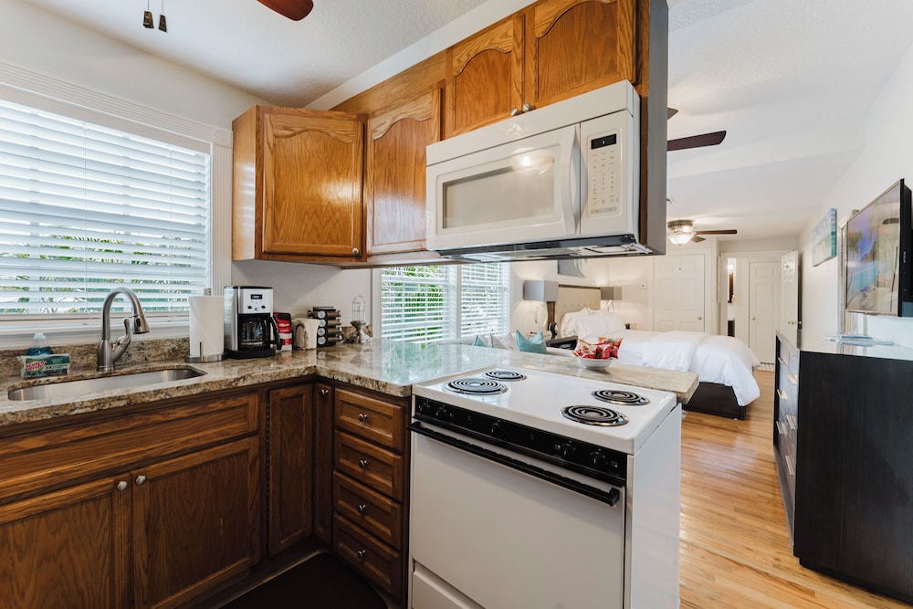 Nola Apartment