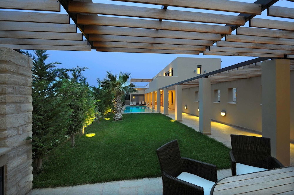 Rimondi Jas Villa