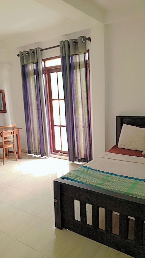 Amani Lakeside