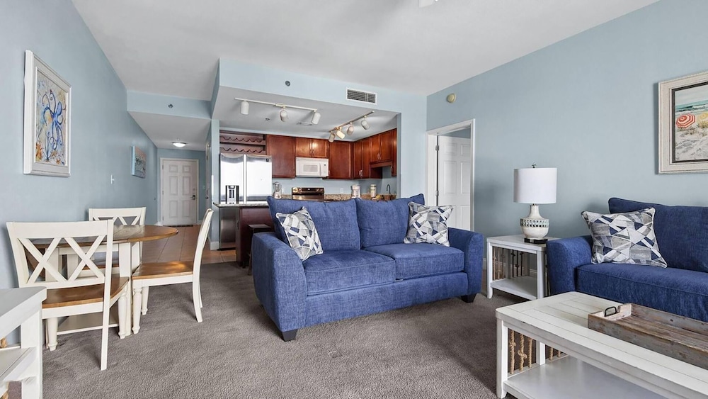 Laketown Wharf 1523