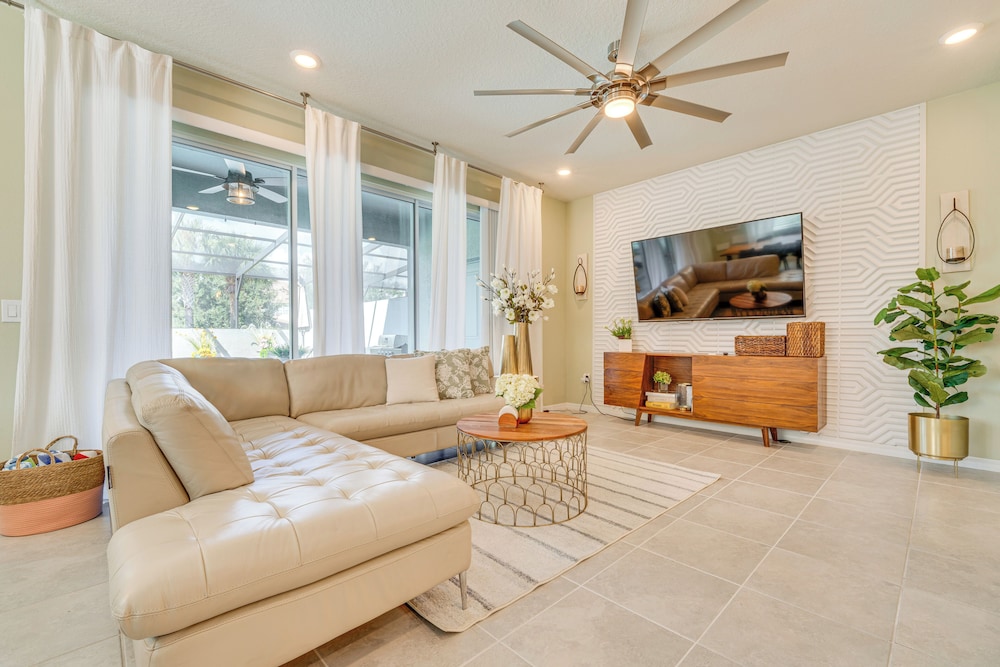 Private Backyard Oasis: Solterra Resort Condo