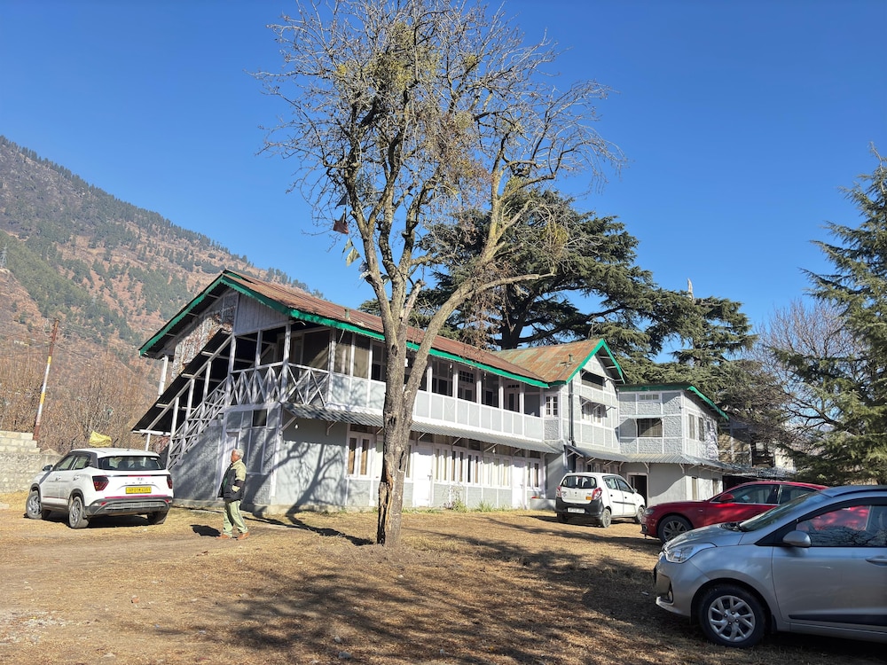 Castleton Casa