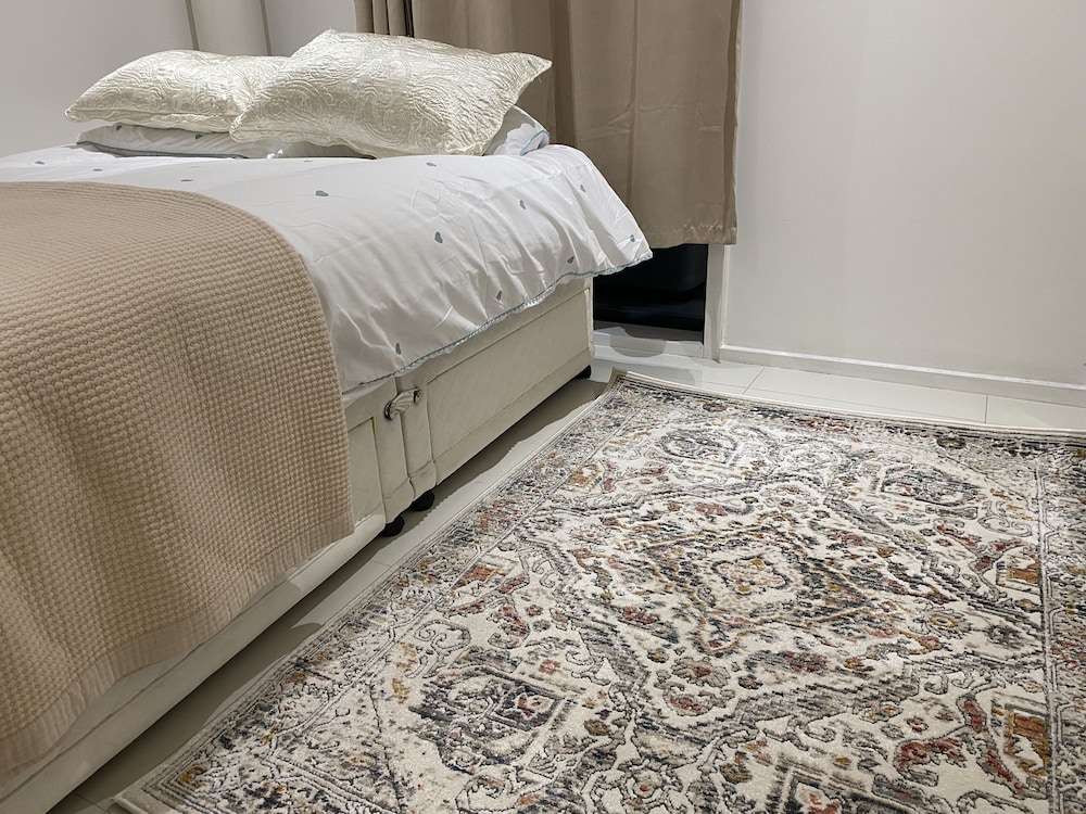 Cosy 3 bed Penthouse in Royal Docks London