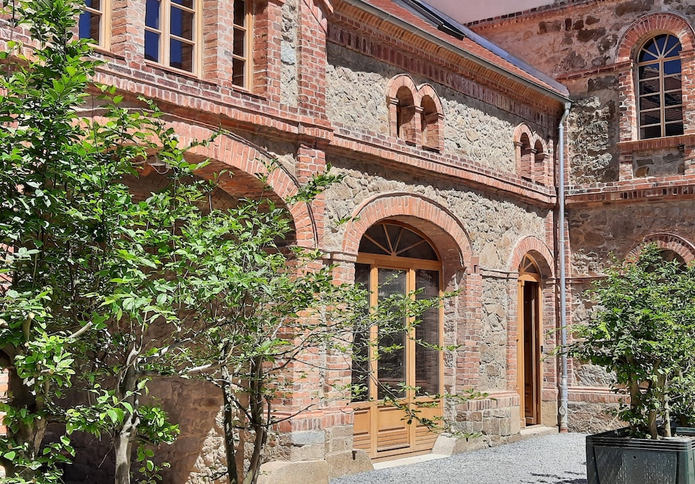 HexenburgbeiDresden Stylishes Designerappartement mit Schlafsofa, Terrasse - Nähe Sächsische Schweiz