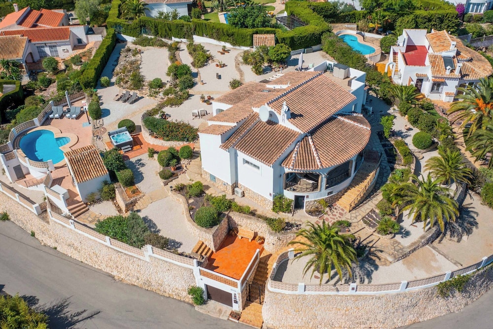 Villa Ayora