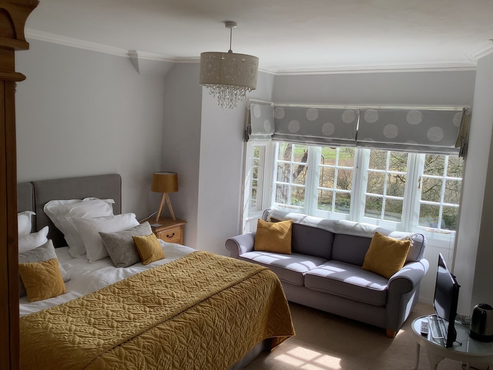 Cruachan House