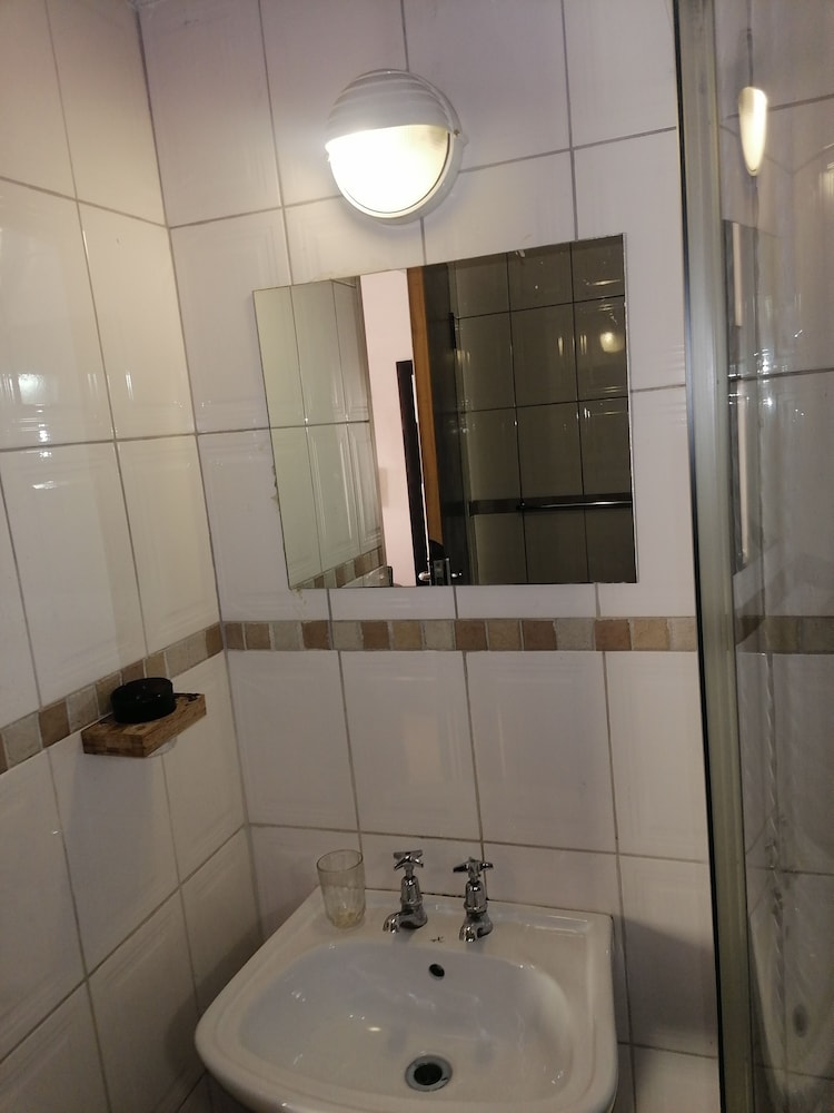 Photo 33