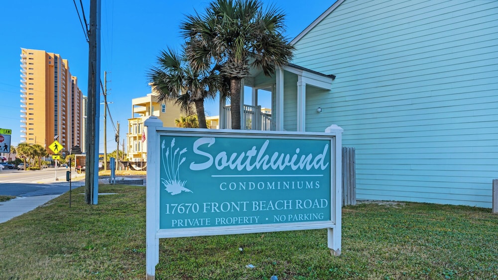 2BR Steps to Sand Pool, Near Pier Park + Free Attraction Tickets!