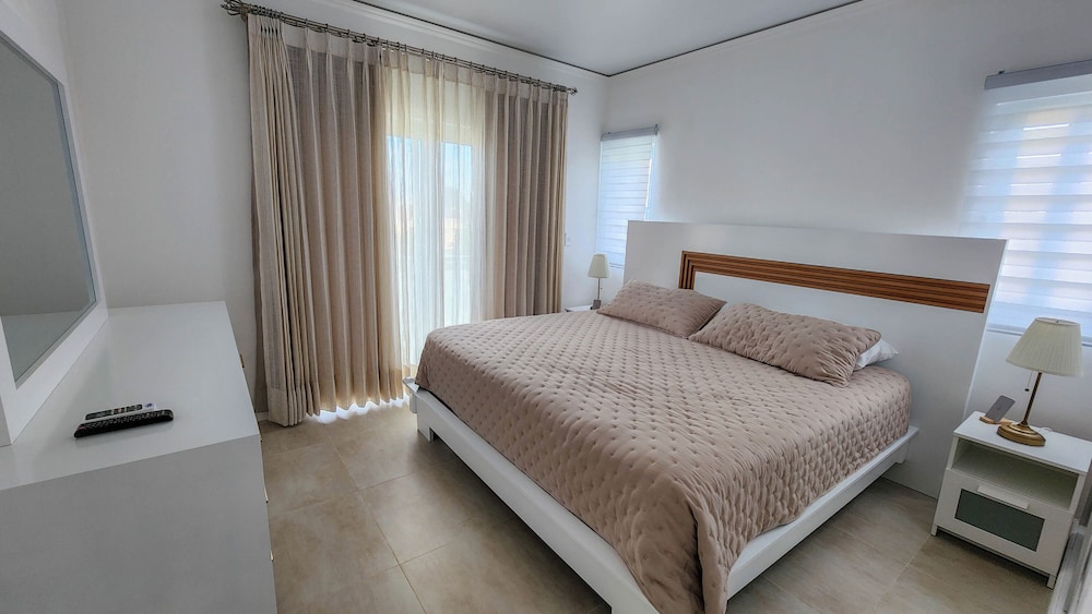 Condos Esmeralda at Sosua Ocean Village view 4